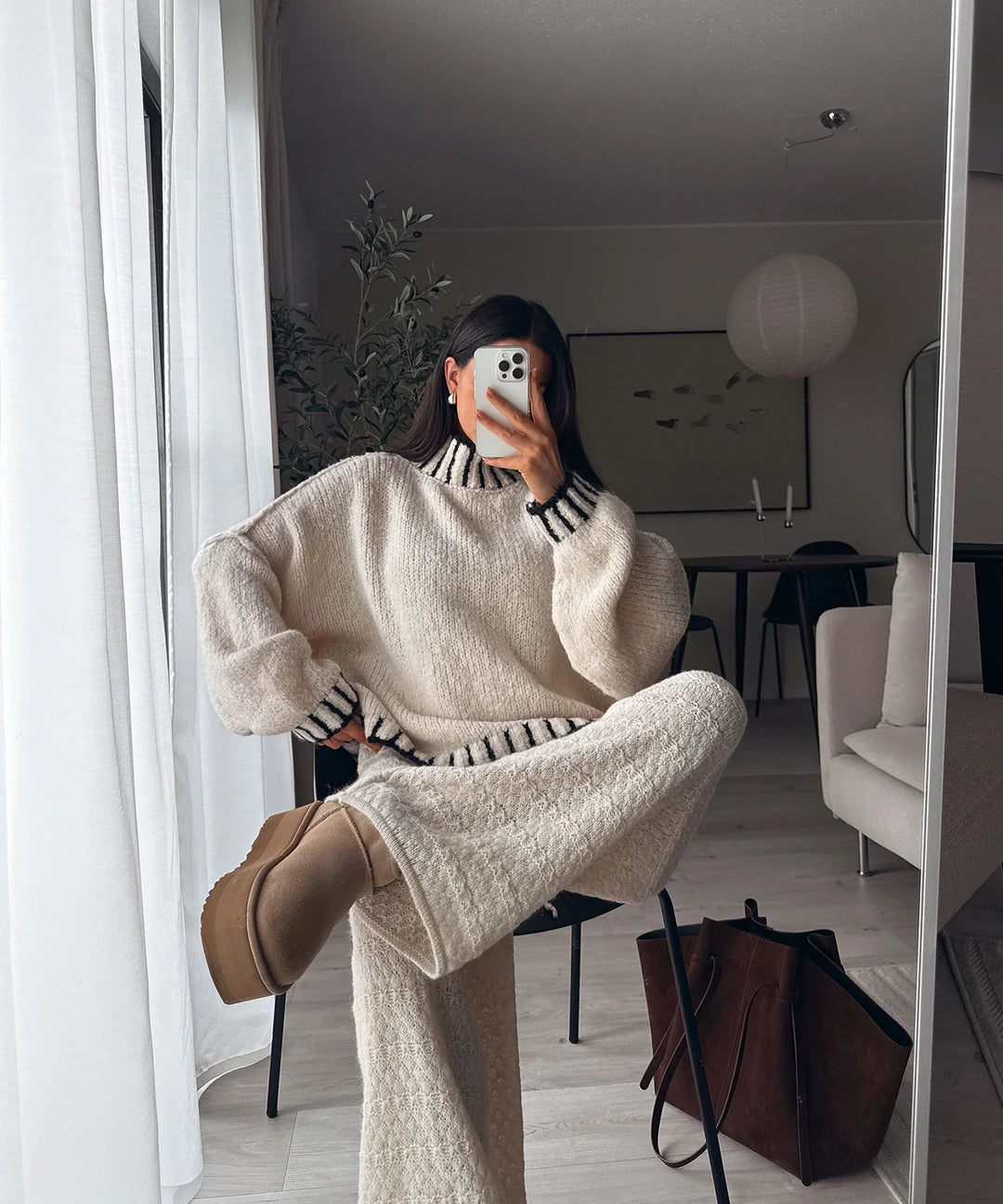 SALMA | SOPHISTICATED WOOL BLEND SWEATER